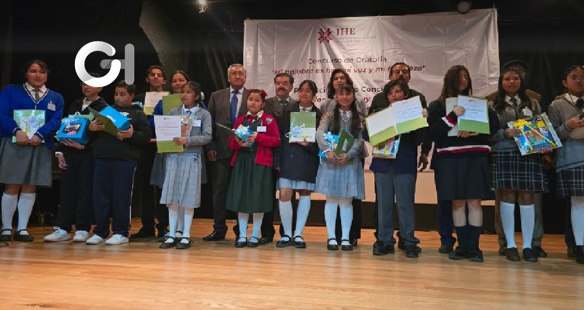 Entregan premios a ganadores del concurso “Mi palabra es hoy mi voz y mi fortaleza”