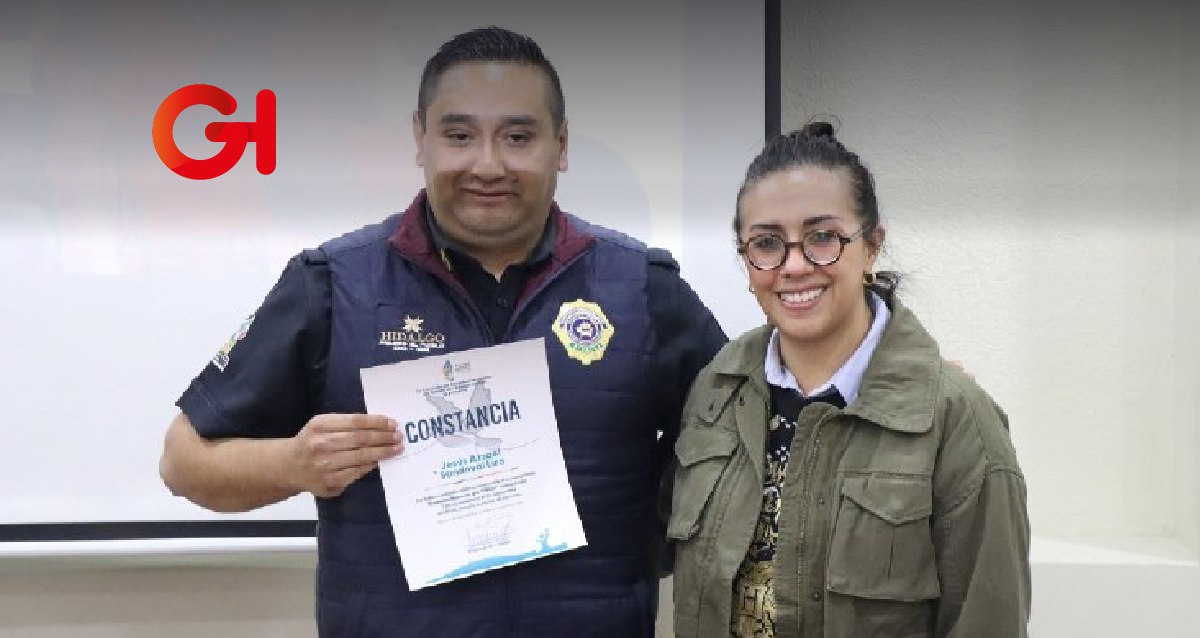 Entrega de constancias de acreditación del curso virtual "Derechos Humanos y la CDHEH" en Hidalgo